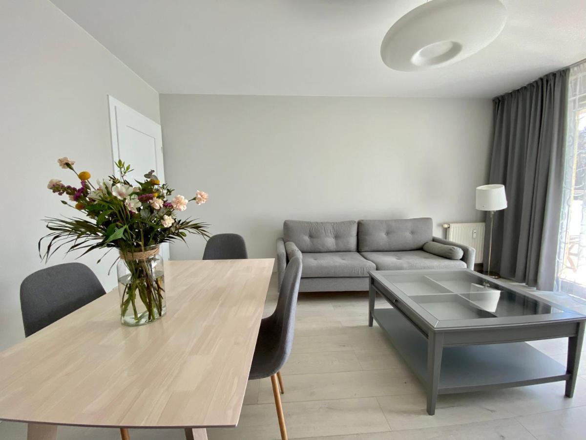 Aravel Suites Wrocław Exteriör bild
