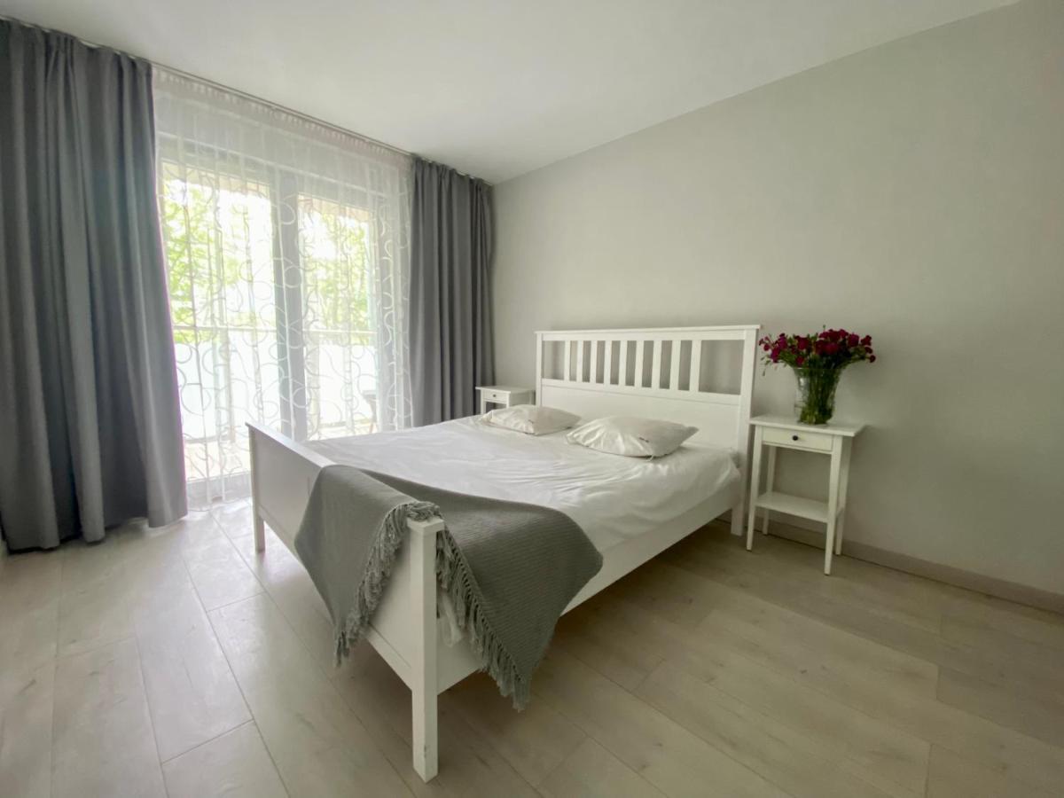 Aravel Suites Wrocław Exteriör bild