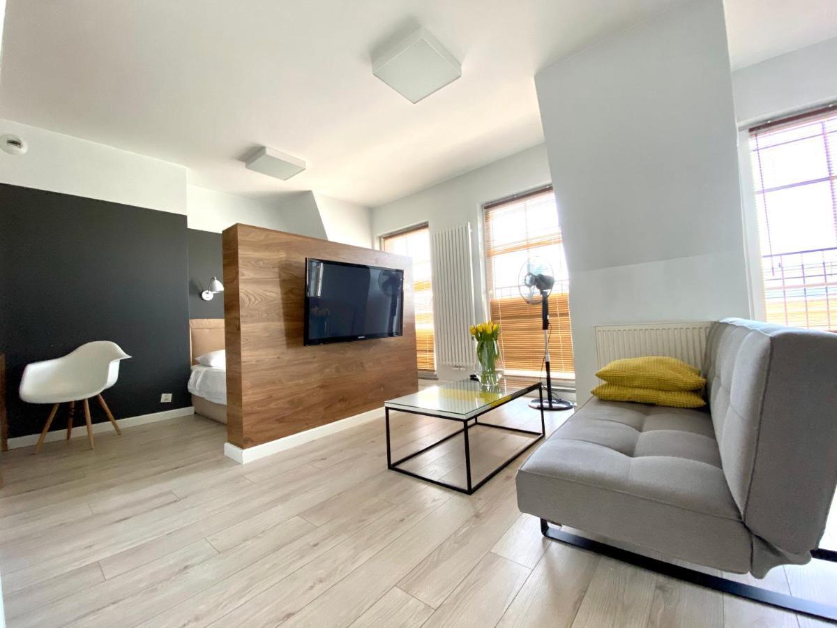 Aravel Suites Wrocław Exteriör bild